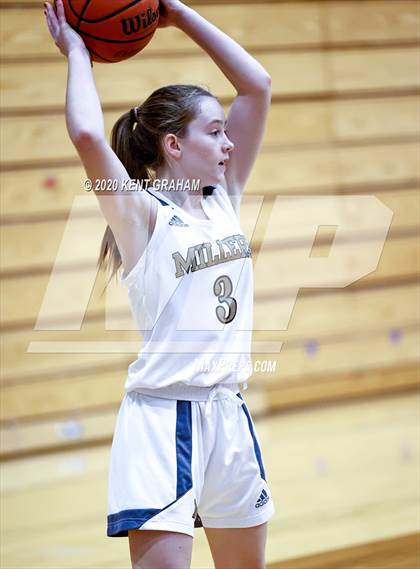 Thumbnail 3 in Avon @ Noblesville photogallery.