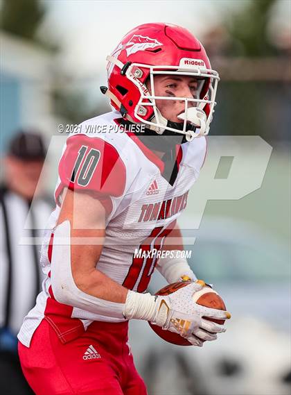 Thumbnail 2 in Yelm vs. Marysville-Pilchuck (3A Playoffs) photogallery.