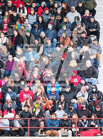 Thumbnail 1 in Yelm vs. Marysville-Pilchuck (3A Playoffs) photogallery.