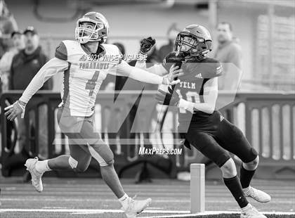 Thumbnail 3 in Yelm vs. Marysville-Pilchuck (3A Playoffs) photogallery.