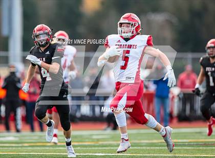 Thumbnail 1 in Yelm vs. Marysville-Pilchuck (3A Playoffs) photogallery.