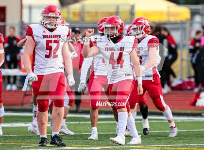 Thumbnail 1 in Yelm vs. Marysville-Pilchuck (3A Playoffs) photogallery.