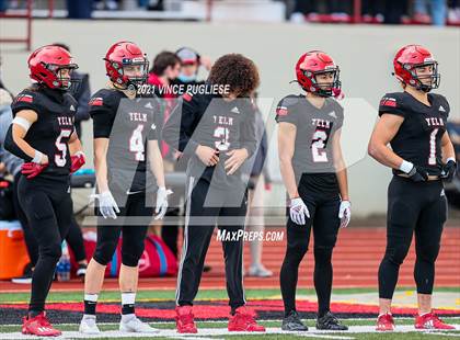 Thumbnail 1 in Yelm vs. Marysville-Pilchuck (3A Playoffs) photogallery.