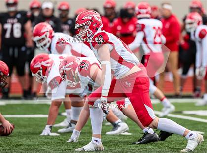 Thumbnail 2 in Yelm vs. Marysville-Pilchuck (3A Playoffs) photogallery.