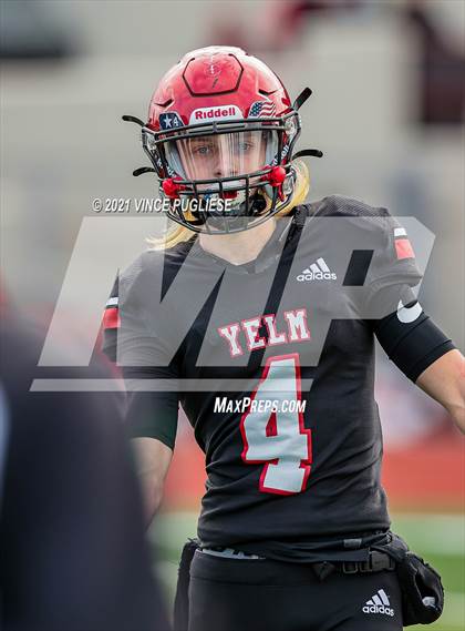 Thumbnail 1 in Yelm vs. Marysville-Pilchuck (3A Playoffs) photogallery.
