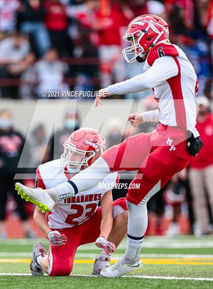 Thumbnail 3 in Yelm vs. Marysville-Pilchuck (3A Playoffs) photogallery.