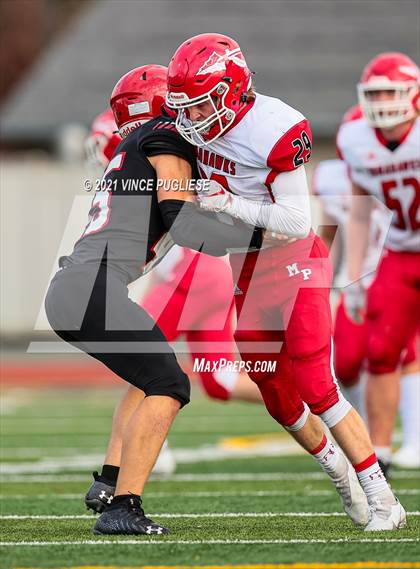 Thumbnail 1 in Yelm vs. Marysville-Pilchuck (3A Playoffs) photogallery.