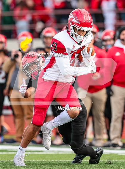 Thumbnail 1 in Yelm vs. Marysville-Pilchuck (3A Playoffs) photogallery.