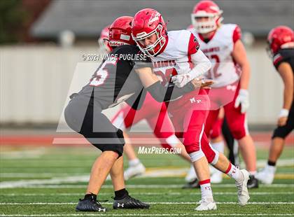Thumbnail 3 in Yelm vs. Marysville-Pilchuck (3A Playoffs) photogallery.