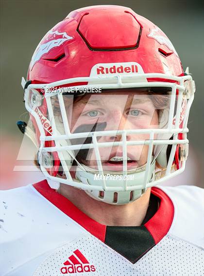 Thumbnail 1 in Yelm vs. Marysville-Pilchuck (3A Playoffs) photogallery.