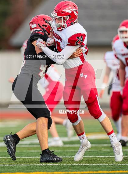Thumbnail 2 in Yelm vs. Marysville-Pilchuck (3A Playoffs) photogallery.