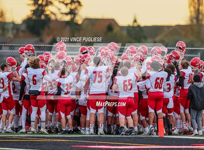 Thumbnail 1 in Yelm vs. Marysville-Pilchuck (3A Playoffs) photogallery.