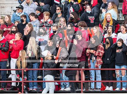 Thumbnail 3 in Yelm vs. Marysville-Pilchuck (3A Playoffs) photogallery.