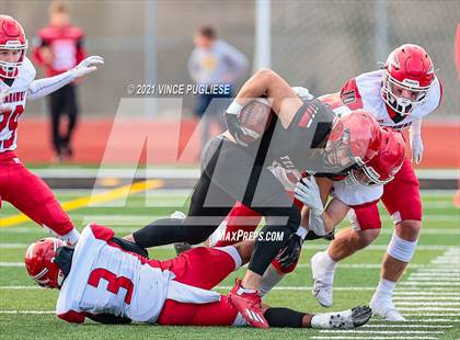 Thumbnail 1 in Yelm vs. Marysville-Pilchuck (3A Playoffs) photogallery.