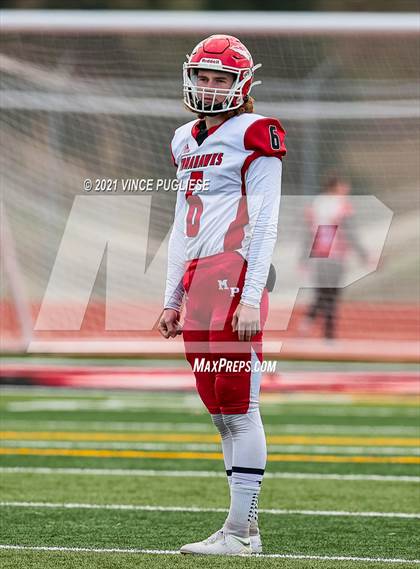Thumbnail 1 in Yelm vs. Marysville-Pilchuck (3A Playoffs) photogallery.