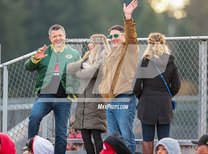 Thumbnail 2 in Yelm vs. Marysville-Pilchuck (3A Playoffs) photogallery.