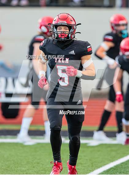 Thumbnail 1 in Yelm vs. Marysville-Pilchuck (3A Playoffs) photogallery.