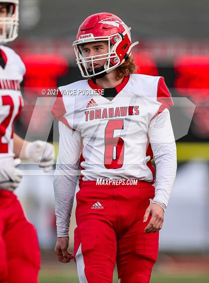 Thumbnail 1 in Yelm vs. Marysville-Pilchuck (3A Playoffs) photogallery.