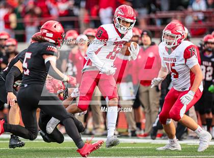 Thumbnail 3 in Yelm vs. Marysville-Pilchuck (3A Playoffs) photogallery.