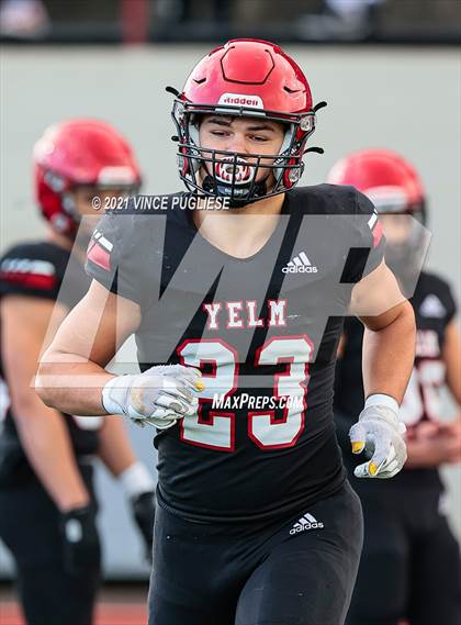 Thumbnail 3 in Yelm vs. Marysville-Pilchuck (3A Playoffs) photogallery.