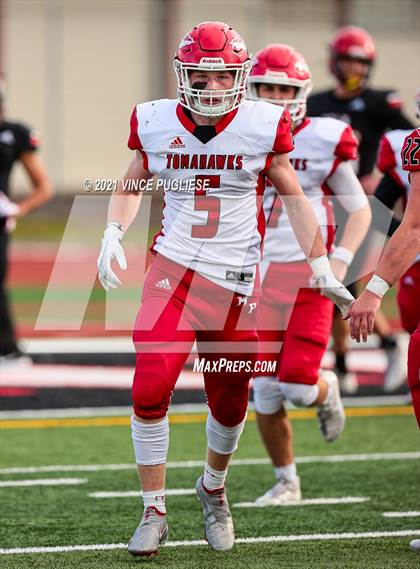 Thumbnail 3 in Yelm vs. Marysville-Pilchuck (3A Playoffs) photogallery.