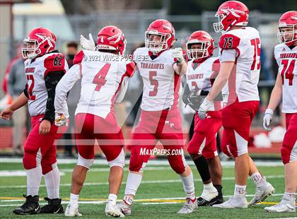 Thumbnail 3 in Yelm vs. Marysville-Pilchuck (3A Playoffs) photogallery.