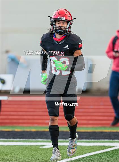 Thumbnail 2 in Yelm vs. Marysville-Pilchuck (3A Playoffs) photogallery.