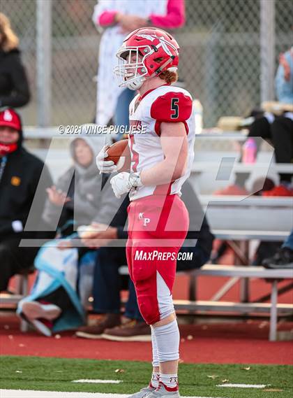 Thumbnail 2 in Yelm vs. Marysville-Pilchuck (3A Playoffs) photogallery.