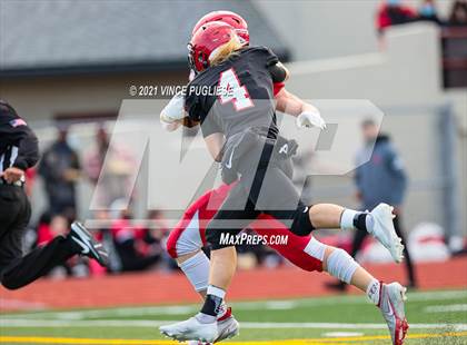 Thumbnail 3 in Yelm vs. Marysville-Pilchuck (3A Playoffs) photogallery.