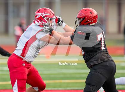 Thumbnail 3 in Yelm vs. Marysville-Pilchuck (3A Playoffs) photogallery.
