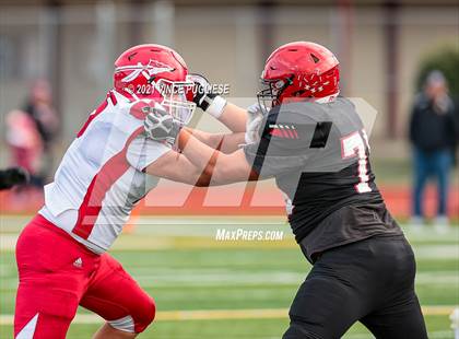 Thumbnail 1 in Yelm vs. Marysville-Pilchuck (3A Playoffs) photogallery.