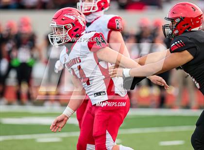 Thumbnail 1 in Yelm vs. Marysville-Pilchuck (3A Playoffs) photogallery.