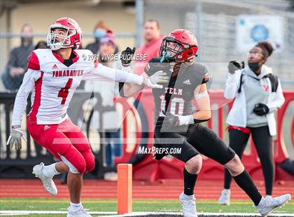 Thumbnail 2 in Yelm vs. Marysville-Pilchuck (3A Playoffs) photogallery.