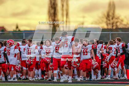 Thumbnail 3 in Yelm vs. Marysville-Pilchuck (3A Playoffs) photogallery.