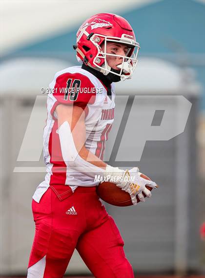 Thumbnail 3 in Yelm vs. Marysville-Pilchuck (3A Playoffs) photogallery.