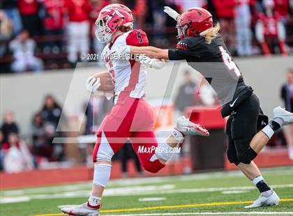 Thumbnail 2 in Yelm vs. Marysville-Pilchuck (3A Playoffs) photogallery.