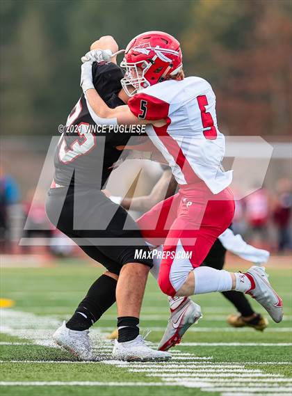 Thumbnail 3 in Yelm vs. Marysville-Pilchuck (3A Playoffs) photogallery.