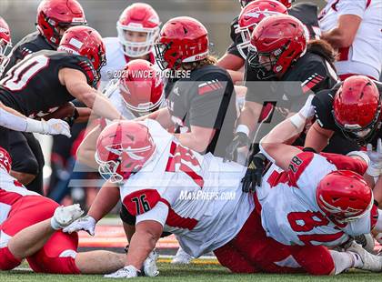 Thumbnail 3 in Yelm vs. Marysville-Pilchuck (3A Playoffs) photogallery.