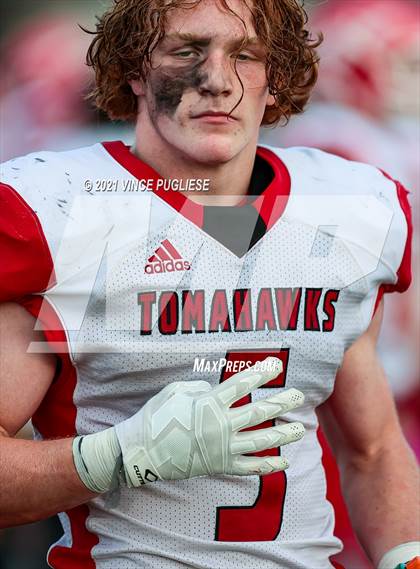 Thumbnail 1 in Yelm vs. Marysville-Pilchuck (3A Playoffs) photogallery.