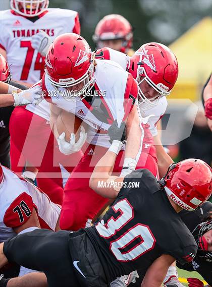 Thumbnail 1 in Yelm vs. Marysville-Pilchuck (3A Playoffs) photogallery.