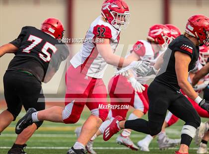 Thumbnail 3 in Yelm vs. Marysville-Pilchuck (3A Playoffs) photogallery.