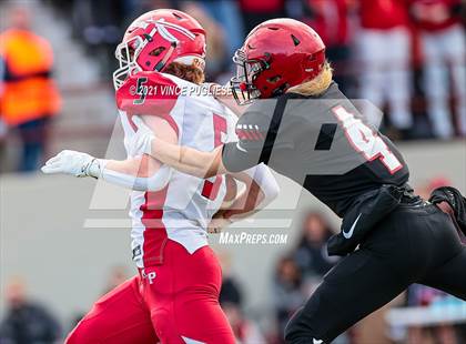 Thumbnail 1 in Yelm vs. Marysville-Pilchuck (3A Playoffs) photogallery.