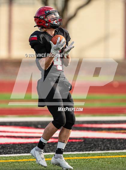 Thumbnail 3 in Yelm vs. Marysville-Pilchuck (3A Playoffs) photogallery.