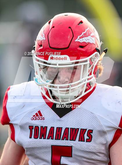 Thumbnail 1 in Yelm vs. Marysville-Pilchuck (3A Playoffs) photogallery.