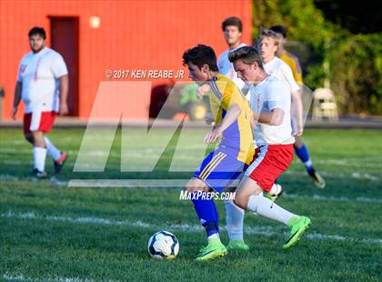 Thumbnail 2 in Derry @ Saltsburg photogallery.