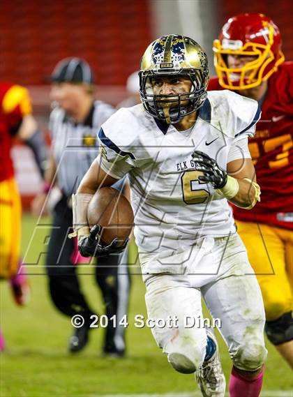 Thumbnail 3 in Jesuit vs. Elk Grove @ Levi's Stadium photogallery.