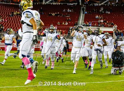 Thumbnail 3 in Jesuit vs. Elk Grove @ Levi's Stadium photogallery.