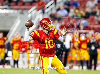 Thumbnail 3 in Jesuit vs. Elk Grove @ Levi's Stadium photogallery.