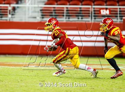 Thumbnail 1 in Jesuit vs. Elk Grove @ Levi's Stadium photogallery.