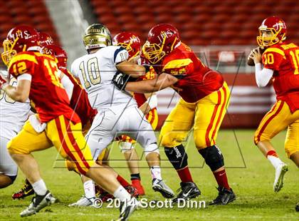 Thumbnail 3 in Jesuit vs. Elk Grove @ Levi's Stadium photogallery.